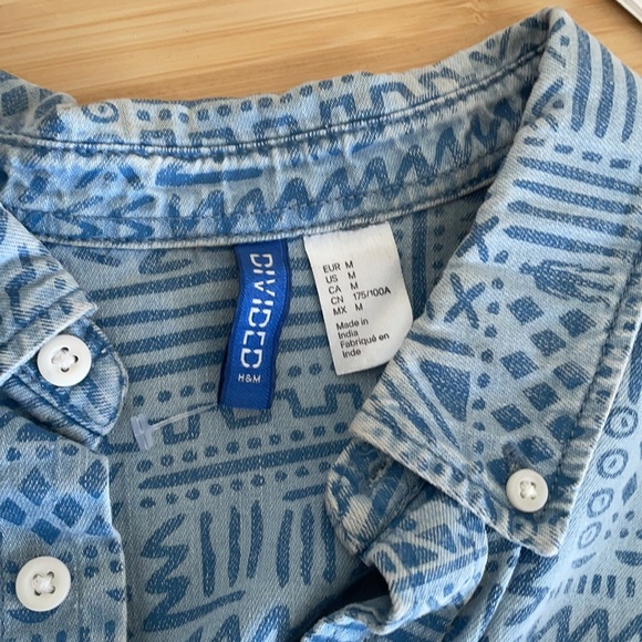 Printed Denim Short Sleeved button up - Picture 3 of 5